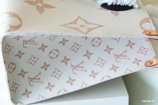 ONTHEGO LOUIS VUITTON MM 0701